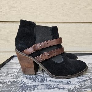 Kelsi Dagger black suede heeled chelsea boots with brown leather straps 9.5
